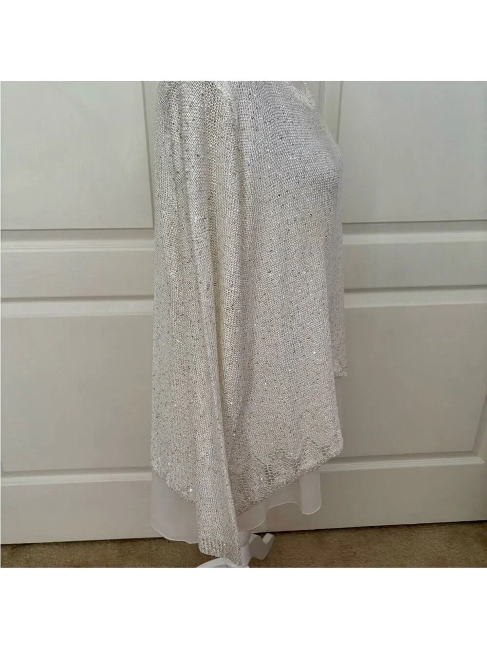 Sioni Winter White Sparkle Sweater XL – Hi-Lo Hem, Chiffon Lining, Rhinestone